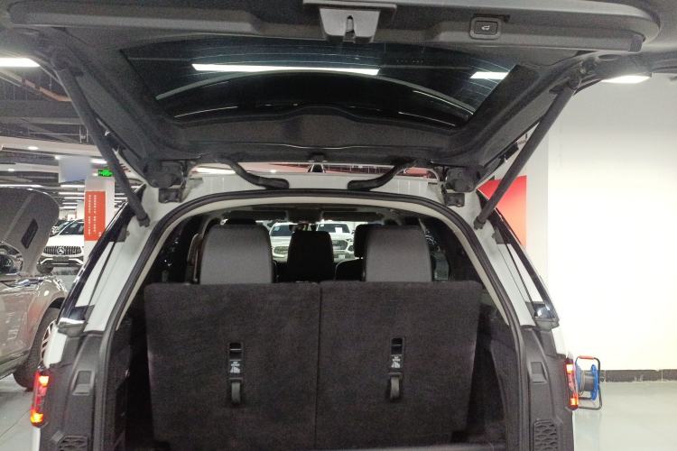 Used Land Rover Discovery 2017 3.0 SC V6 SE
