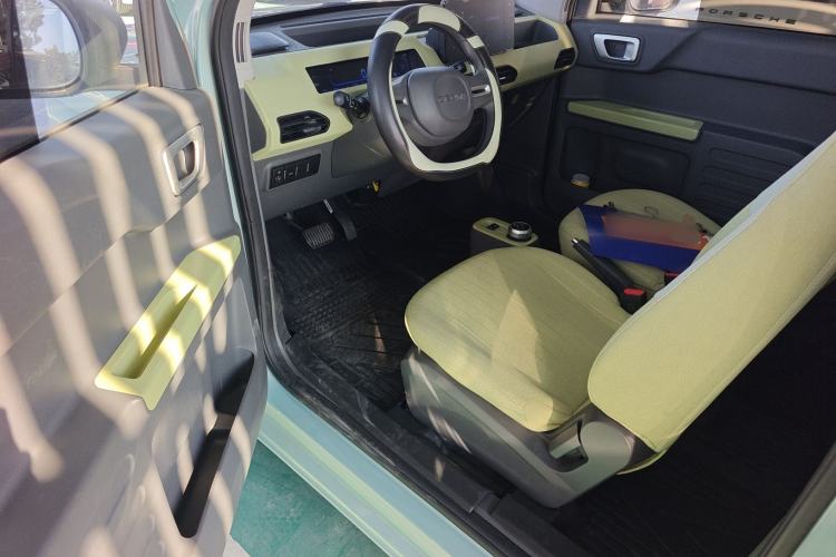 Used Geely Galaxy Panda 2024 Panda Mini 200km Endurance Bear
