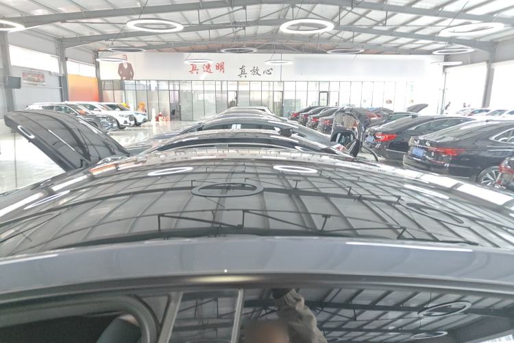 Used Tesla Model Y 2021 Long-Range All-Wheel-Drive Version
