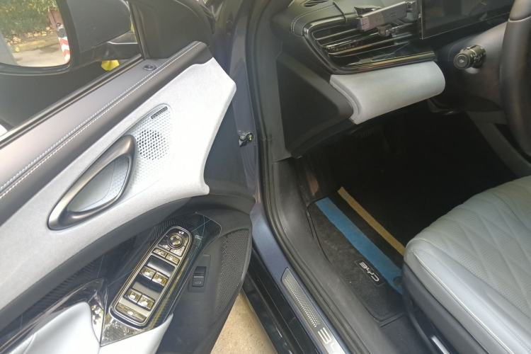 Used BYD Seal 2022 550 km Standard Range Rear-Wheel Drive Prestige Version