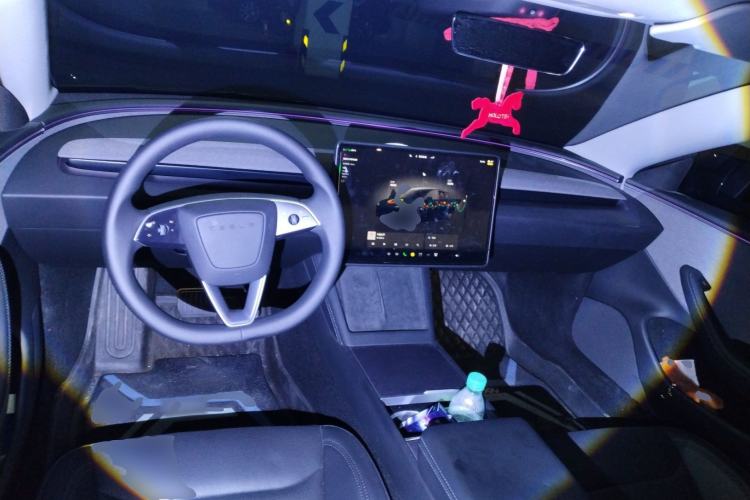 Used Tesla Model 3 2025 Rear-Wheel-Drive Version
