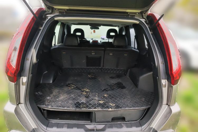 Used Nissan X-Trail 2012 2.5L CVT Luxury Edition 4WD
