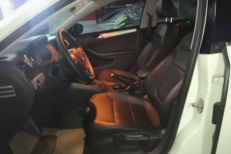 Used Volkswagen Sagitar 2014 Revised Version 1.4TSI Automatic Luxury Edition