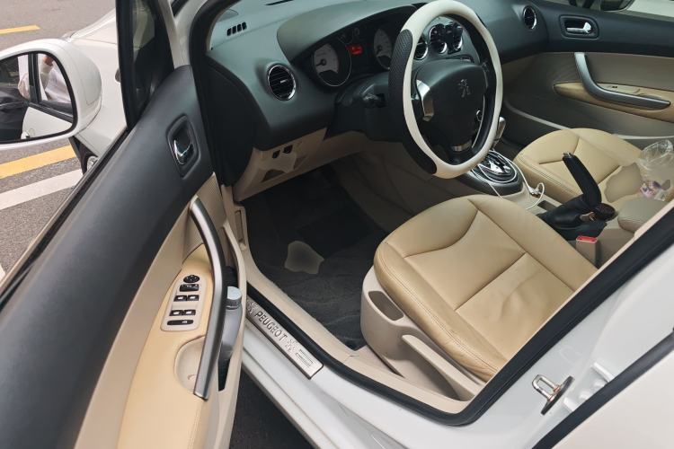 Used Peugeot 408 2013 2.0L Automatic Comfort Edition