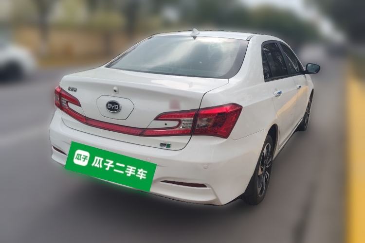 Used BYD Qin New Energy 2015 1.5T Dual-Crown Flagship Plus Edition
