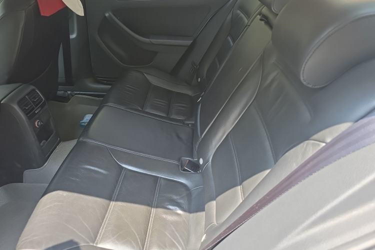 Used Volkswagen Sagitar 2012 1.6L Automatic Comfort Edition
