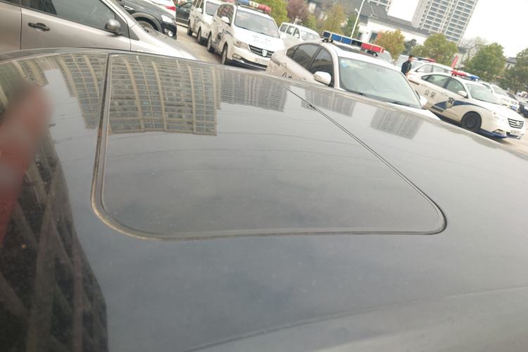 Used Volkswagen Lavida 2013 Restyled Classic 1.6L Automatic Comfort Edition Roof