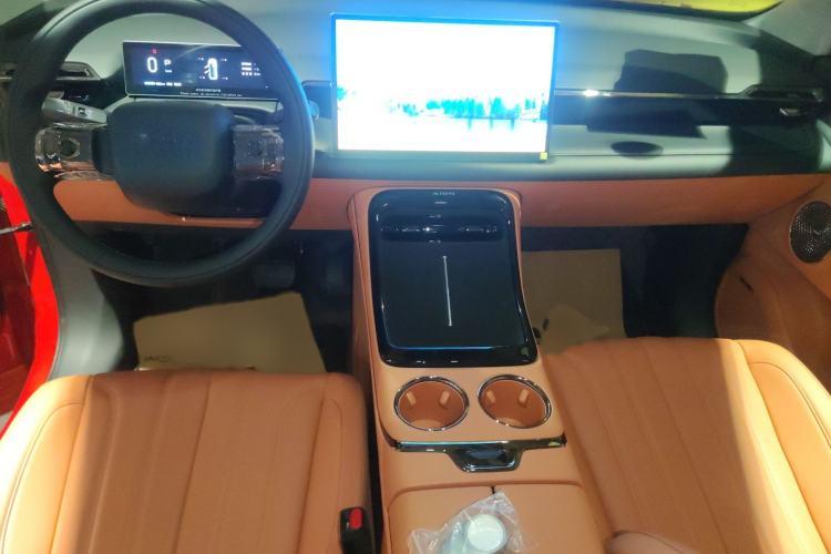 Used AION V 2024 Aion Tyrannosaurus 520 Smart Luxury Edition
