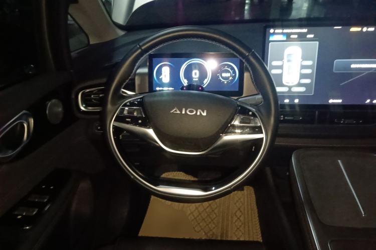 Used AION V 2024 Plus 70 Tech Edition Lithium Iron Phosphate Steering Wheel