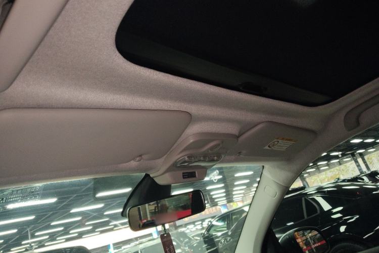 Used smart fortwo 2019 0.9T 66kW Hardtop Engine Version China VI Emission Standard
