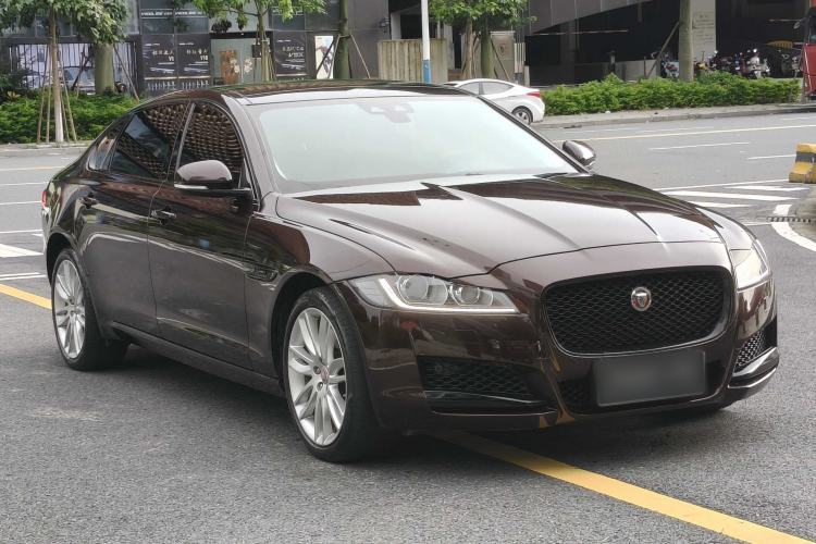 Used Jaguar XFL 2020 XFL 2.0T P200 Two-Wheel-Drive Rally Flag Edition