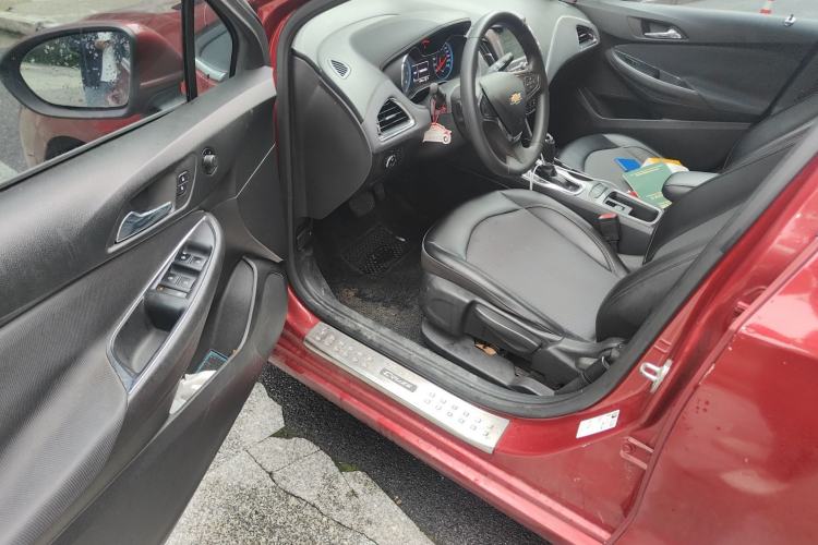 Used Chevrolet Cruze 2017 1.5L Automatic Xuanfeng Edition
