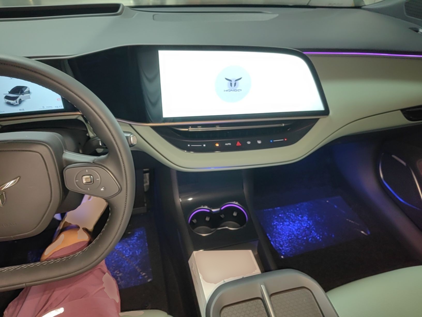 Hongqi EH7 2025 690 Smart Selection Edition — снимка 12