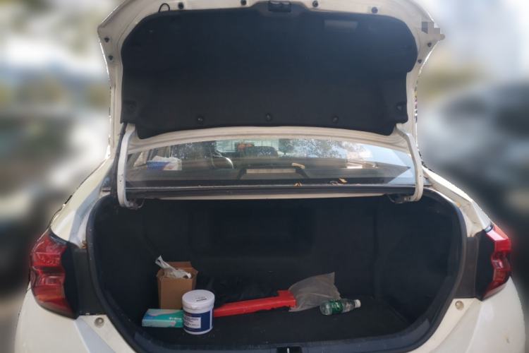 Used Toyota Levin 2017 Revised Dual-Engine 1.8H GS E-CVT Elite Sunroof Version China V Standard
