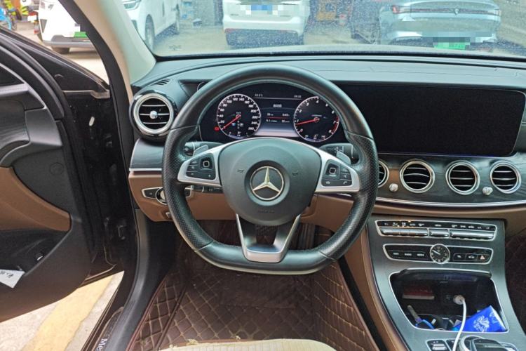 Used Mercedes-Benz E-Class 2018 Facelift E 200 L Sport Edition