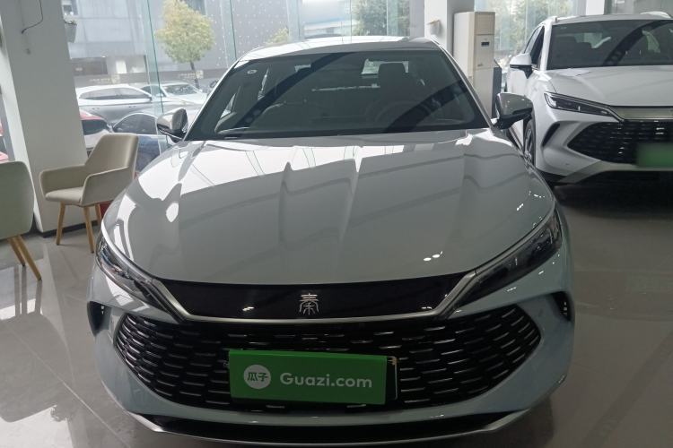 Used BYD Qin L 2025 DM-i Smart Drive 120KM Superior Model
