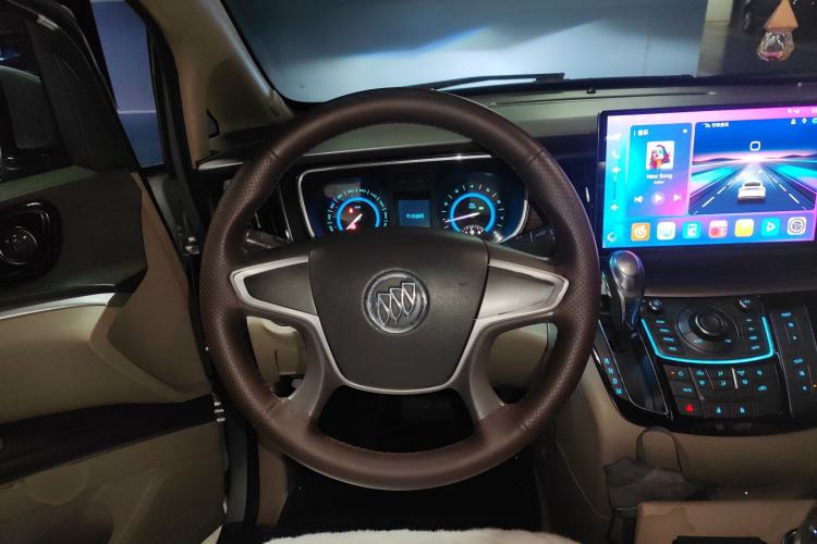 Used Buick GL8 2013 2.4L CT Luxury Business Comfort Edition