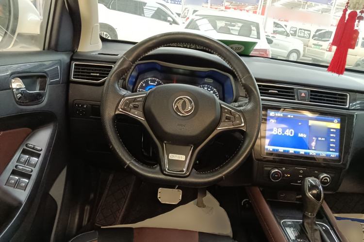 Used Dongfeng Fengon 580 2016 Revised Version 1.5T CVT Luxury Edition
