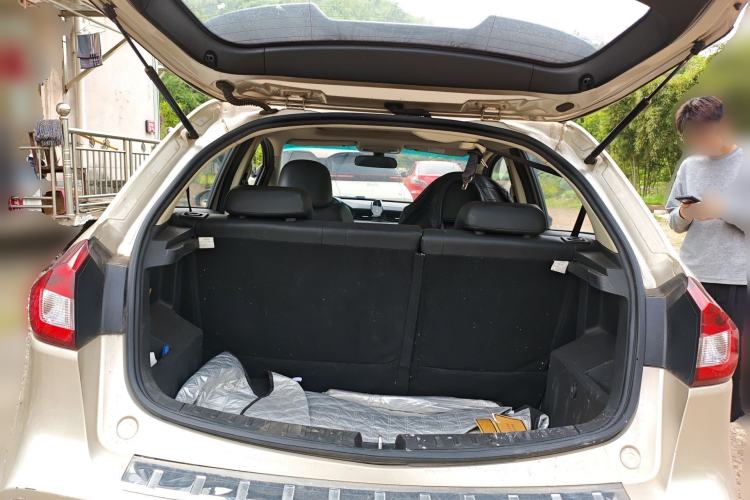 Used Geely Auto Vision X3 2017 1.5L Automatic Luxury Model
