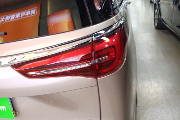 Used Buick GL8 2022 ES Landtrek 653T Luxury Edition