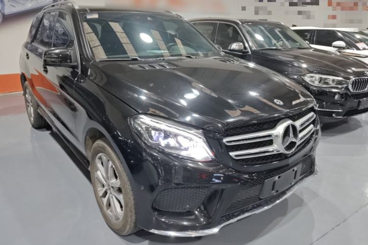 Used Mercedes-Benz GLE 2018 GLE 320 4MATIC Dynamic Edition Collector's Edition Front Right 45 Deg