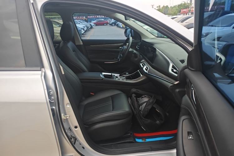 Used Landian E5 2023 1.5L DE-i 100KM Enjoyment Version 5 Seats
