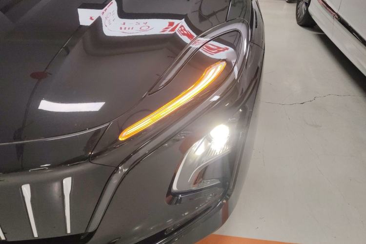 Used Hongqi E-QM5 2024 560km PLUS
