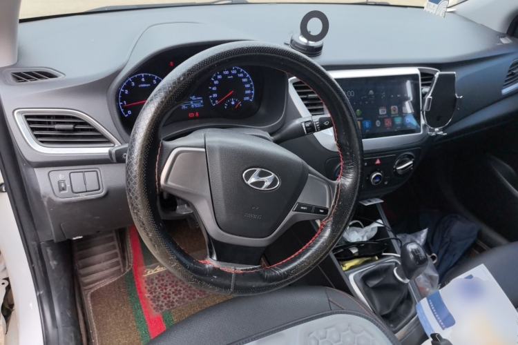 Used Hyundai Verna (older generation) 2017 1.4L Manual Huancai Edition China V Standard
