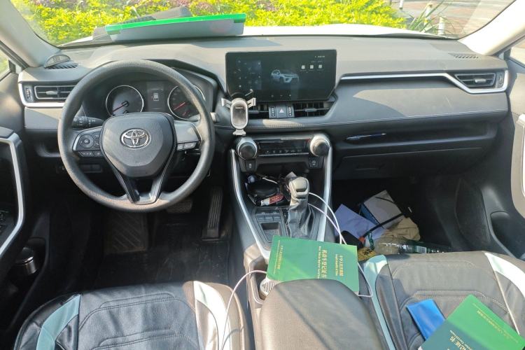 Used Toyota Wildlander 2023 2.0L CVT Two-Wheel Drive Leading Edition
