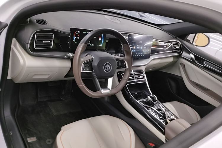 Used BYD Qin PLUS 2023 Champion Edition DM-i 120KM Leading Model
