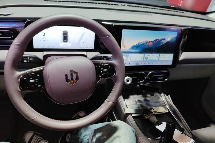 Used Leapmotor C11 2023 Range-Extended 300 Smart Enjoyment Edition