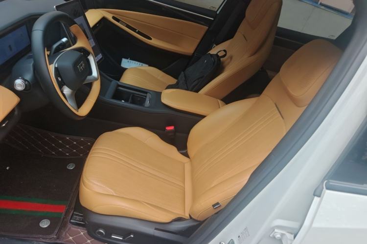 Used Geely Galaxy L7 2023 1.5T 115 km Starship
