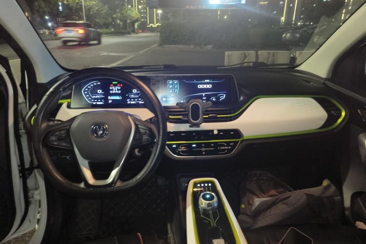 Used CHANGAN OSHAN Benni E-Star 2020 Heartbeat Edition NMC Lithium Center Console