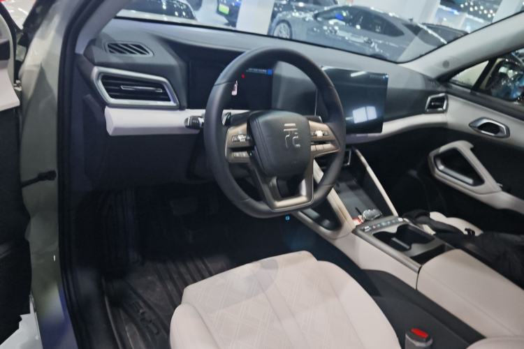 Used BYD Yuan UP 2025 Intelligent Driving Version 401 KM Dynamic Edition