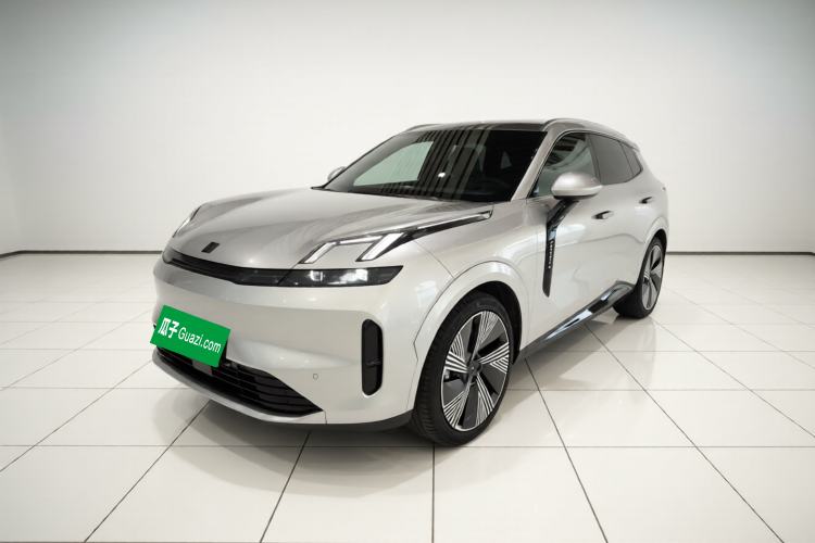 Used Lynk & Co 08 EM-P 2023 120km Long-Range Halo