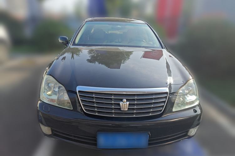Used Toyota Crown 2005 2.5L Royal Front