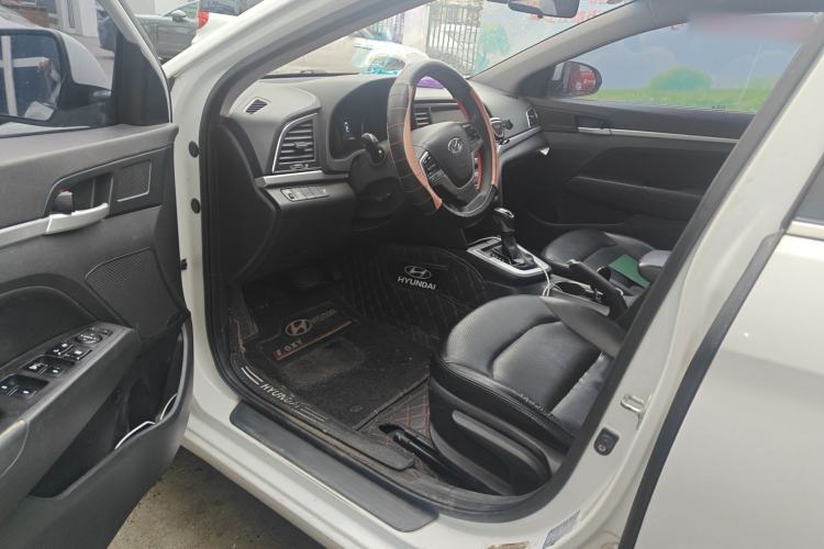 Used Hyundai Elantra (6th Generation / Lingdong) 2016 1.6L Automatic ZhiXuan – Elite Version Driver Seat