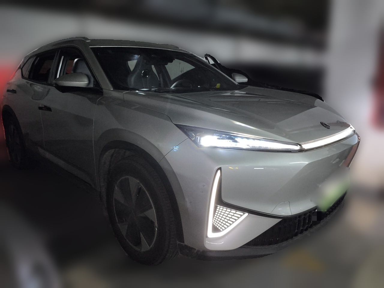 Dongfeng Aeolus L7 New Energy 2024 205 Plus — снимка 3