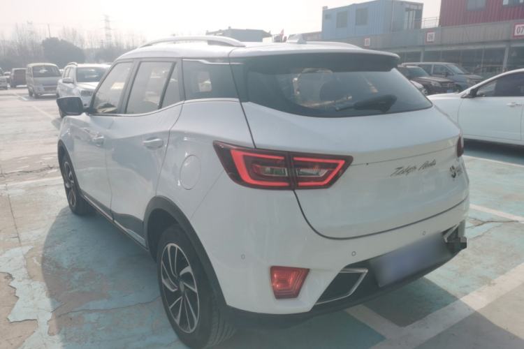 Used Zotye T300 2017 1.5T CVT Luxury Model Rear Left 45 Deg