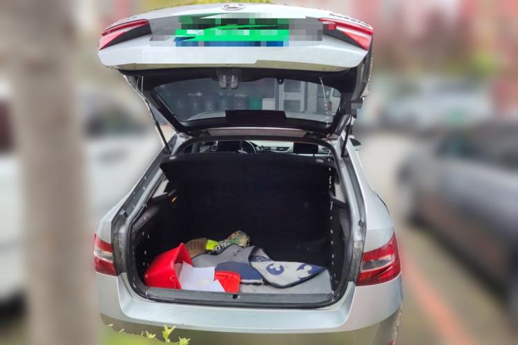 Used Skoda Superb 2018 TSI280 DSG Comfort Edition China V Standard Trunk