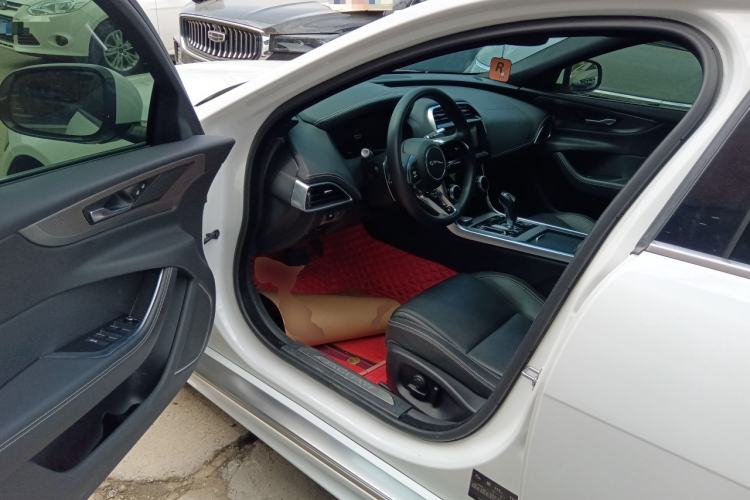 Used Jaguar XEL 2021 2.0T 250 PS R-DYNAMIC S Advanced Sport Edition Driver Seat