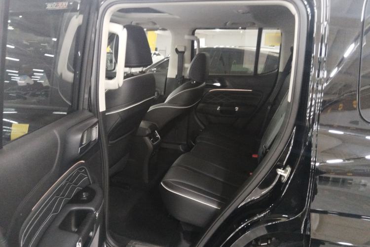 Used Tank 300 2021 City Edition 2.0T—Truly Stylish
