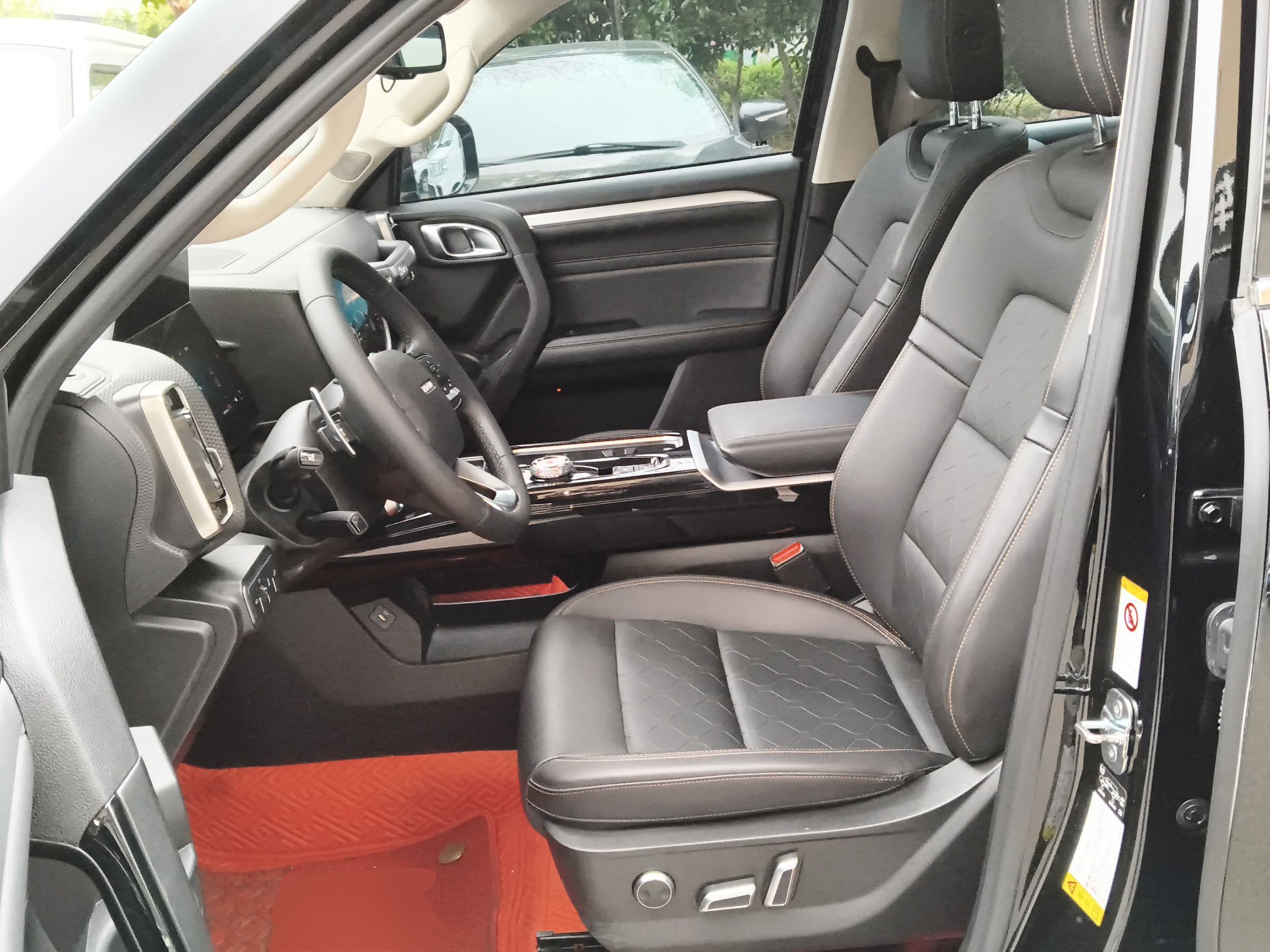 Переднее сиденье в автомобиле