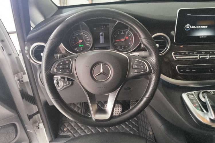 Used Mercedes-Benz V-Class 2017 V 260 L Prestige Extended Edition