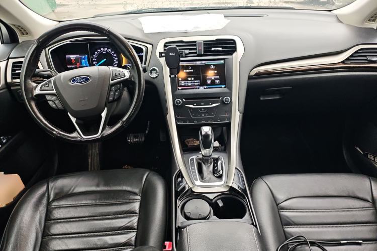 Used Ford Mondeo 2013 2.0L GTDi 200 Luxury Model
