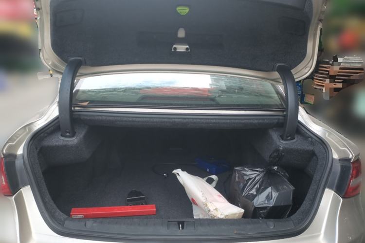 Used Geely Auto Emgrand GT 2015 1.8T Premium Model Trunk