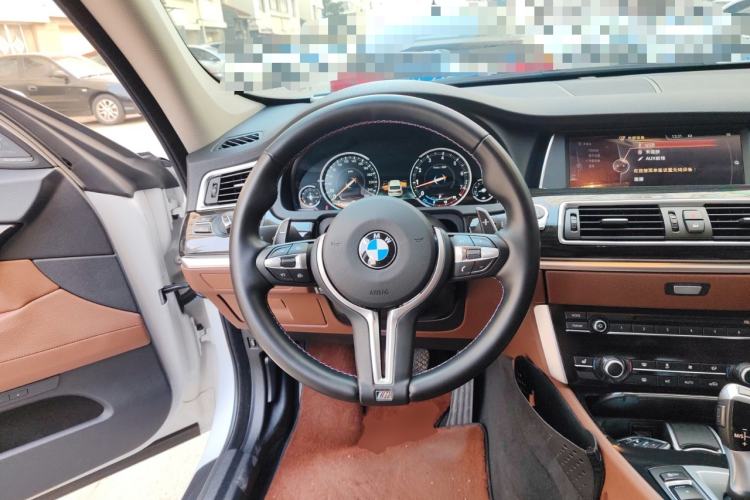 Used BMW 5 Series GT 2017 528i Leading Model