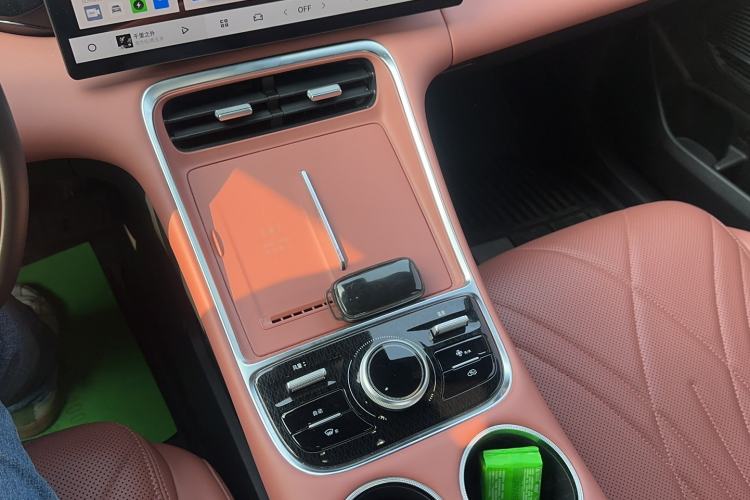 Used Geely Galaxy L6 2025 EM-i 140km Starship Edition
