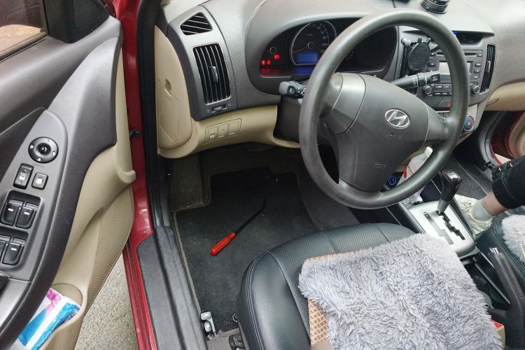 Used Hyundai Celesta 2011 1.6L Automatic Comfort Edition Steering Wheel