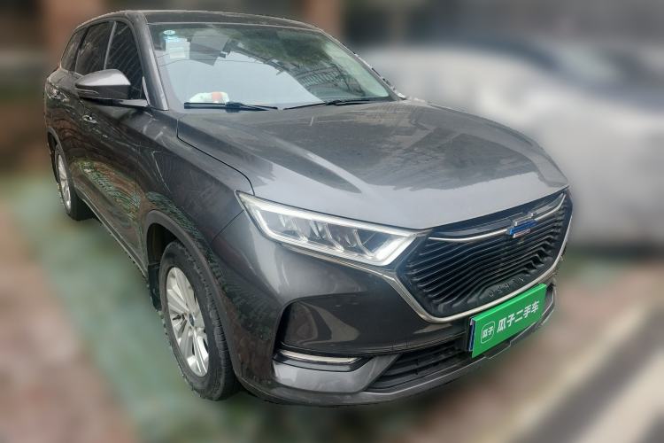 Used CHANGAN OSHAN X7 2020 1.5T Manual Luxury Version Front Right 45 Deg